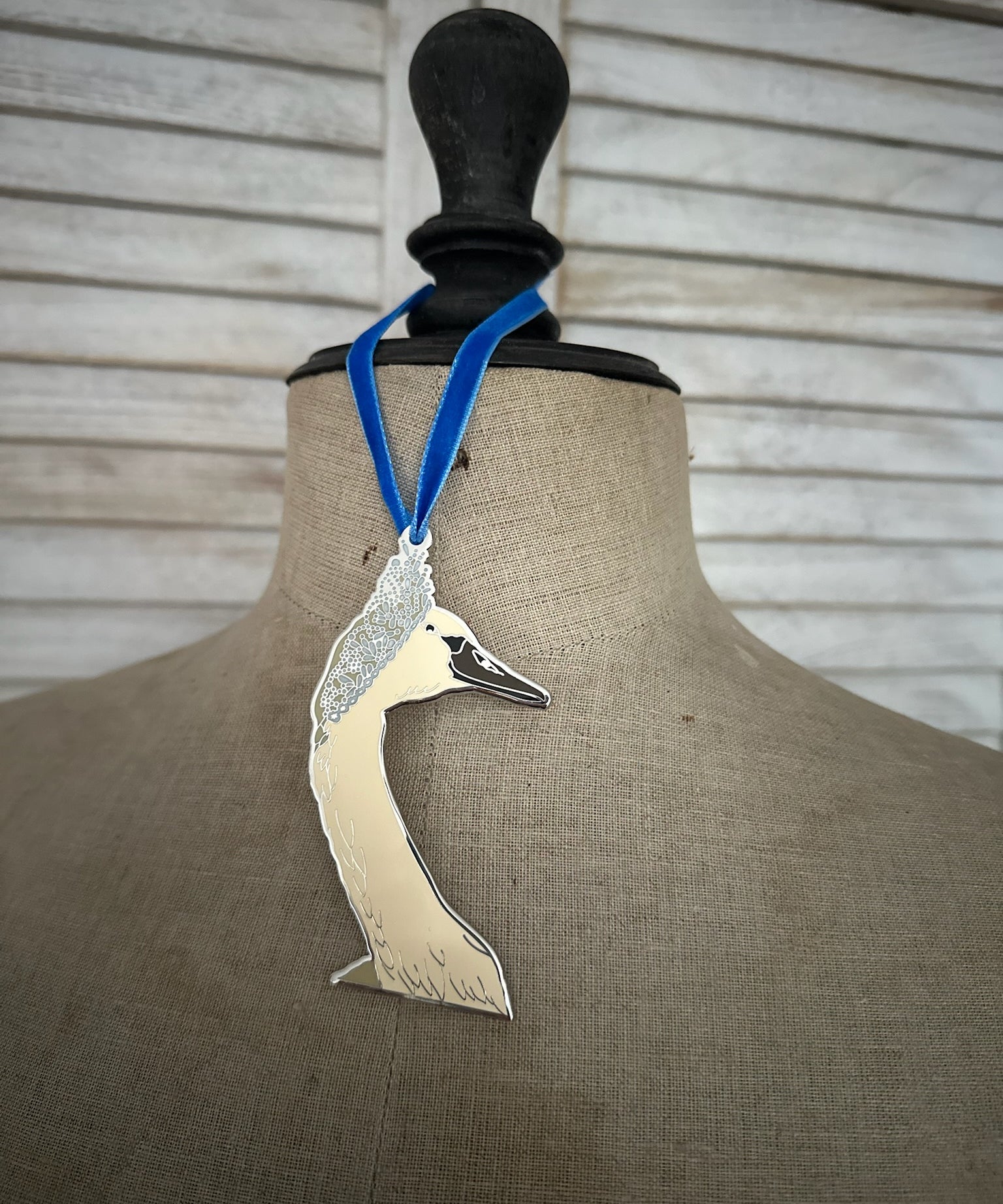 Swan Hanging Ornament